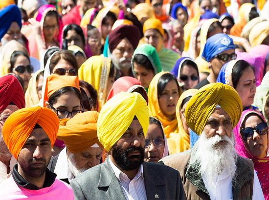 Sikhs To Get Minority Status in J&K
