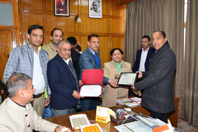 Himachal gets first prize for successful implementation of DAY-NULM