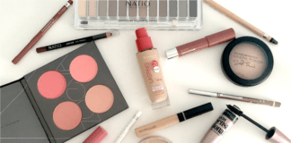 For women entrepreneur, what could be the essential makeup items
