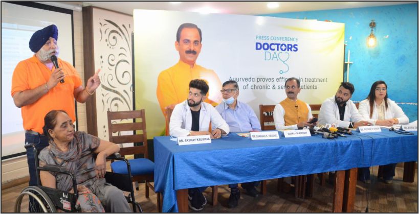 Ayurveda Expert Guru Manish Felicitates Doctors on National Doctors’ Day
